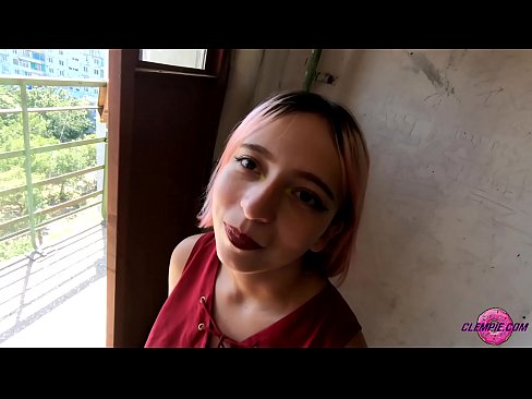 ❤️ دانش آموز حسی یک غریبه را در بیرون می مکد - تقدیر روی صورتش ❌ پورنو vk در ما ❌️❤